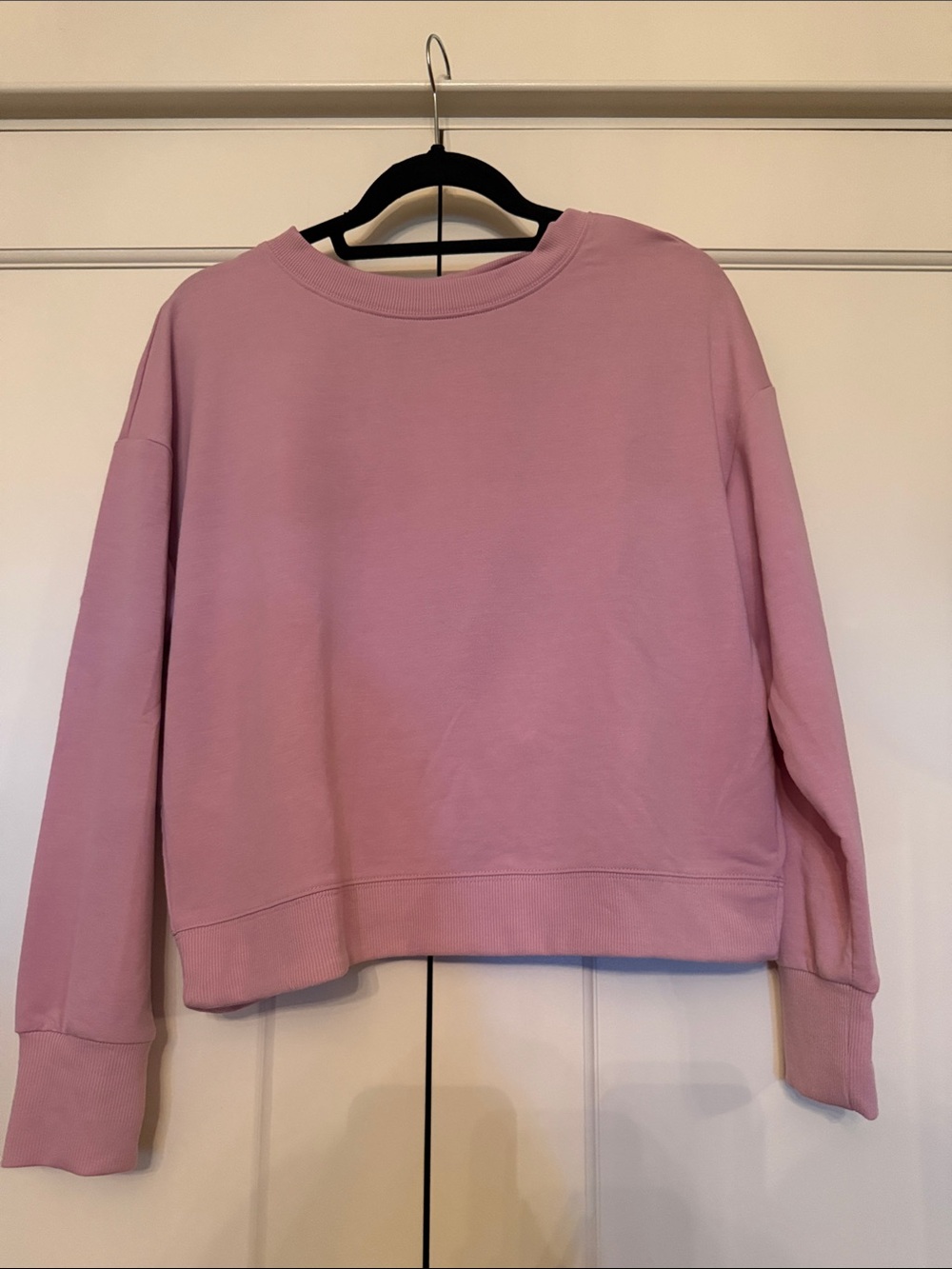 Women's Crewneck Sweatshirt - Pink